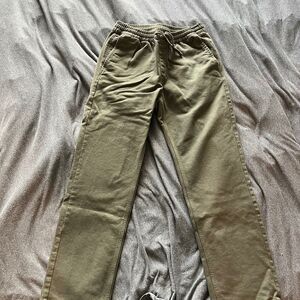 VANS Men’s Relaxed Range Elastic Pant in Olive/Dark Green - Size Small